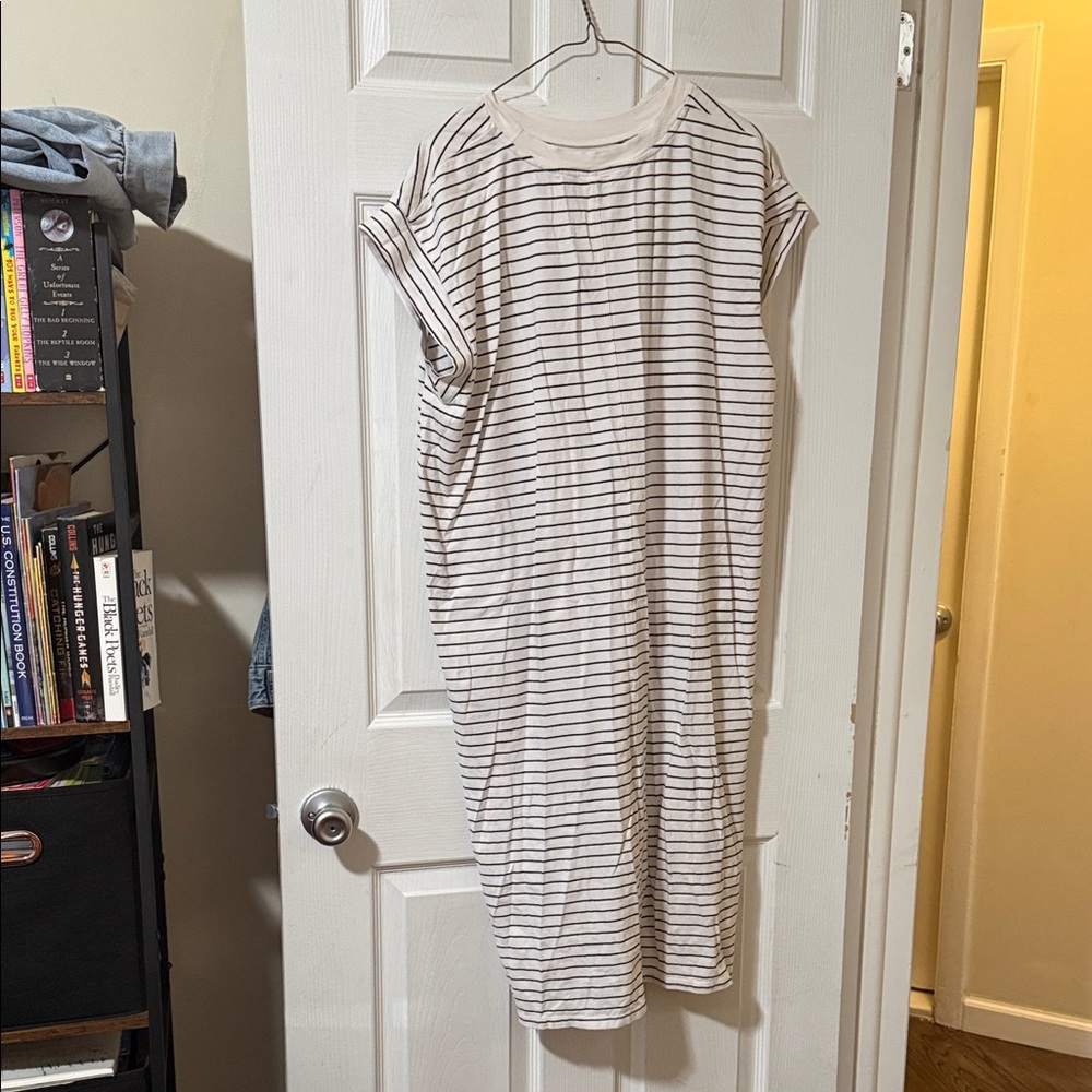 Size 2x Striped Casual Dress